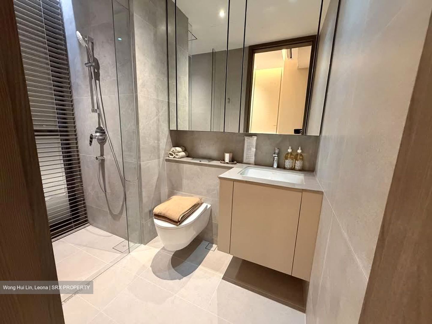 Canberra Crescent Residences (D27), Apartment #593975961